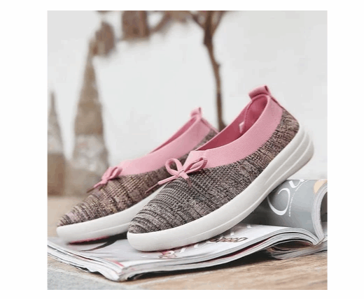 Flat with breathable mesh shoes women