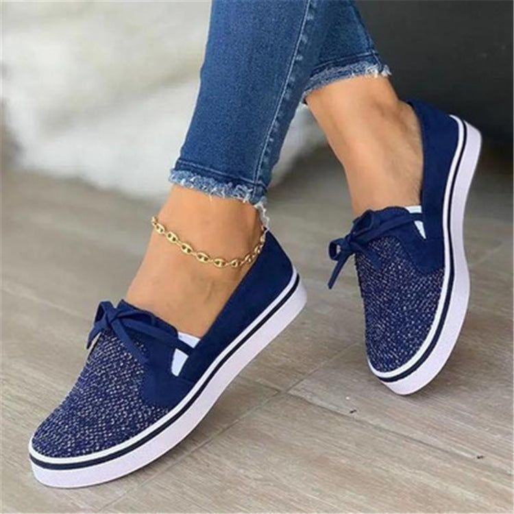 Women canvas flat shoes..