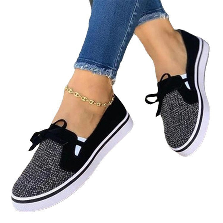 Women canvas flat shoes..